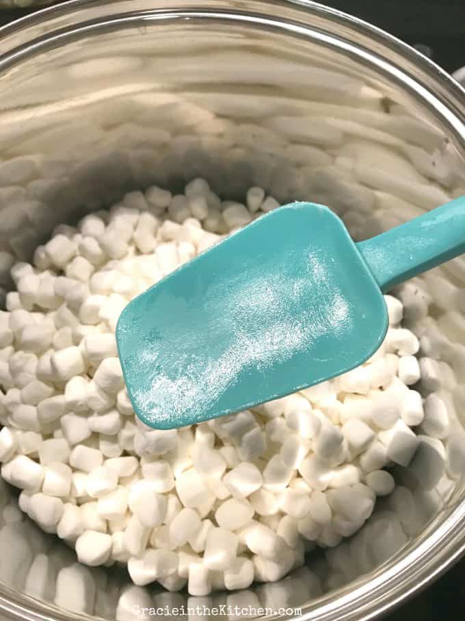 Easy and Delicious Rice Krispies Treats recipe 